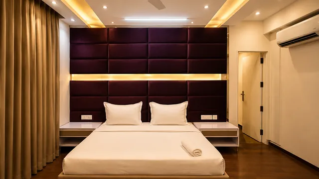 Deluxe Room — view 2