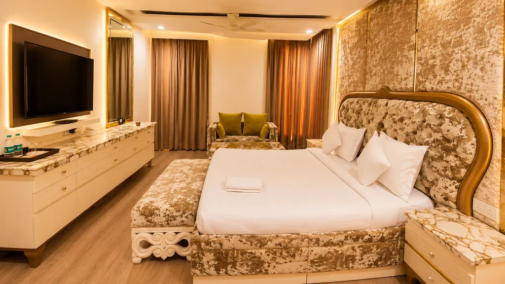 Royal Room